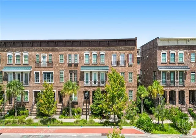Photo 1 of Townhouse for sale at 440 Altamaha St, Savannah, GA 31401 | MLS# SA363529 | Listing updated on 2026-10-09