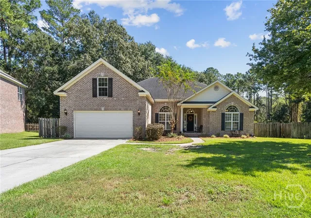 Photo 2 of Single family home for sale at 424 Walthour Dr, Rincon, GA 31326 | MLS# SA365633 | Listing updated on 2026-10-29