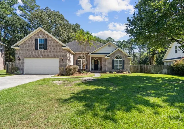 Photo 3 of Single family home for sale at 424 Walthour Dr, Rincon, GA 31326 | MLS# SA365633 | Listing updated on 2026-10-29