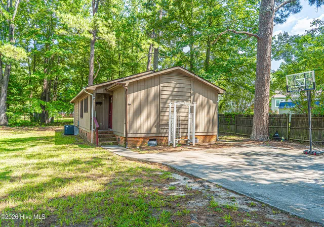 Photo 2 of Single family home for sale at 310 Elizabeth Ave, Rockingham, NC 28379 | MLS# 100601483 | Listing updated on 2026-09-08