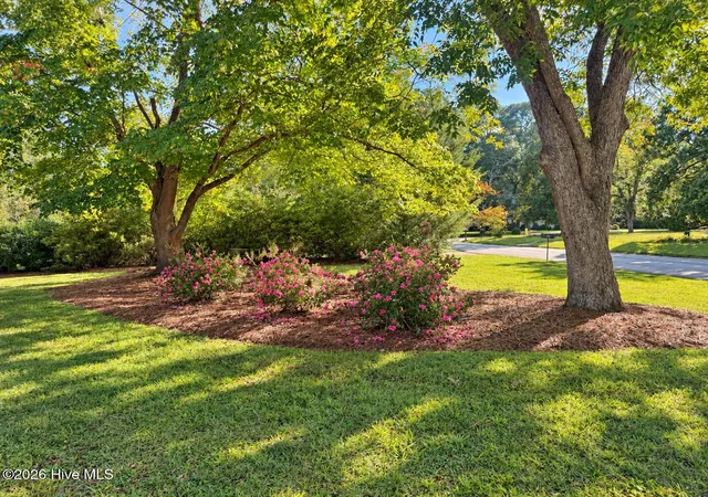Photo 3 of Single family home for sale at 306 Pecan Ln, Laurinburg, NC 28352 | MLS# 100608926 | Listing updated on 2026-10-19