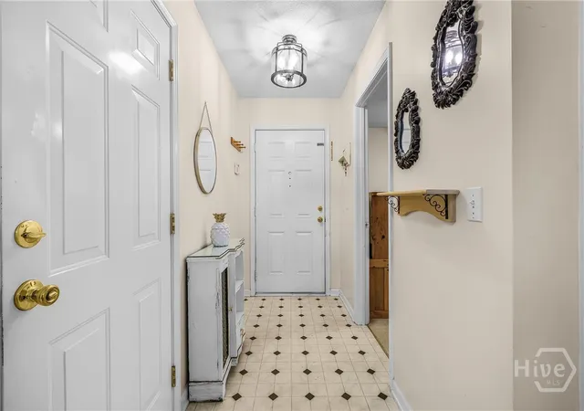 Photo 4 of Single family home for sale at 18 Katama Way, Pooler, GA 31322 | MLS# SA365099 | Listing updated on 2026-10-15