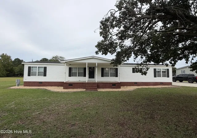 Manufactured home for sale at 3760 Sean Dr, La Grange, NC 28551 | MLS# 100608408