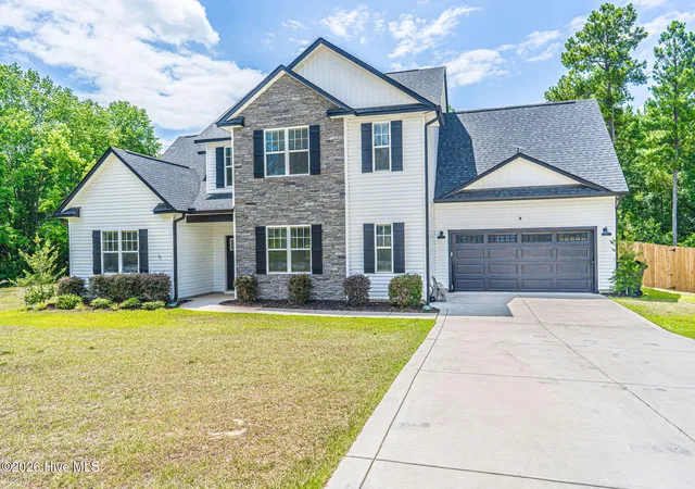 Photo 3 of Single family home for sale at 21 Solomon Dr, Cameron, NC 28326 | MLS# 100602416 | Listing updated on 2026-09-13
