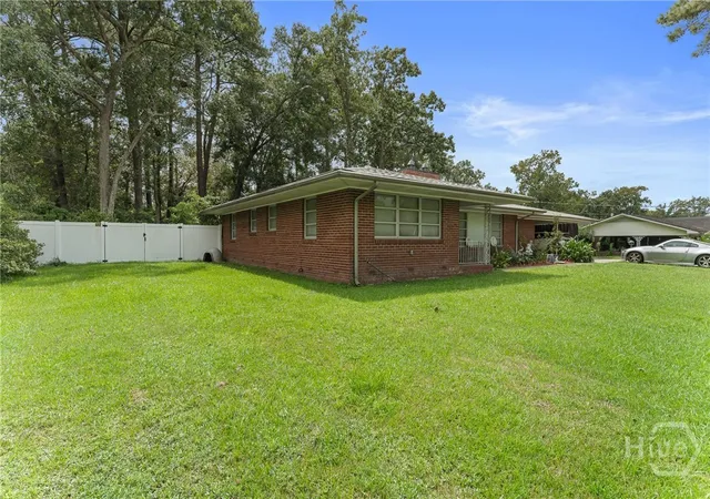 Photo 3 of Single family home for sale at 97 Azalea Ave, Savannah, GA 31408 | MLS# SA364305 | Listing updated on 2026-09-10