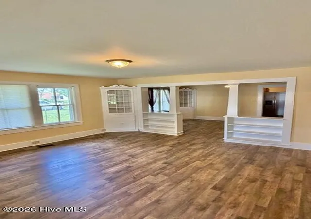 Photo 3 of Single family home for sale at 207 E Swanzy St, Elizabethtown, NC 28337 | MLS# 100600760 | Listing updated on 2026-09-14
