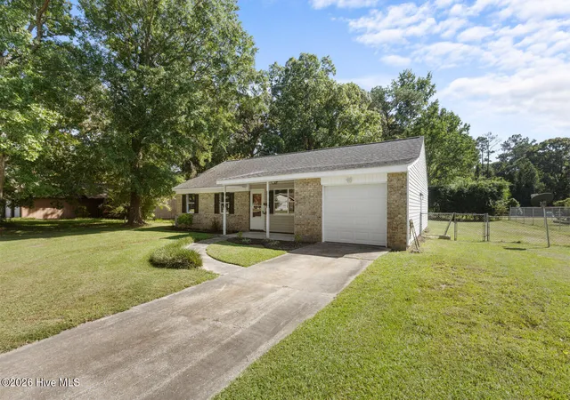 Photo 2 of Single family home for sale at 402 Sterling Rd, Jacksonville, NC 28546 | MLS# 100605488 | Listing updated on 2026-10-19