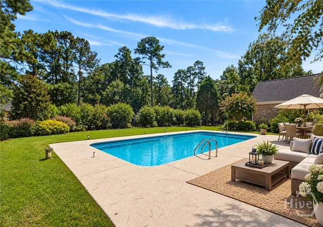 Photo 2 of Single family home for sale at 502 Southbridge Blvd, Savannah, GA 31405 | MLS# SA365027 | Listing updated on 2026-10-20
