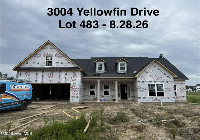 Photo 1 of Single family home for sale at 3004 Yellowfin Dr, New Bern, NC 28562 | MLS# 100596678 | Listing updated on 2026-09-04