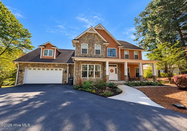 Photo 2 of Single family home for sale at 101 Vanore Rd, West End, NC 27376 | MLS# 100584560 | Listing updated on 2026-10-16