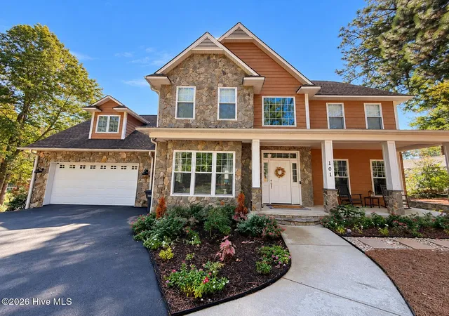 Photo 3 of Single family home for sale at 101 Vanore Rd, West End, NC 27376 | MLS# 100584560 | Listing updated on 2026-10-16