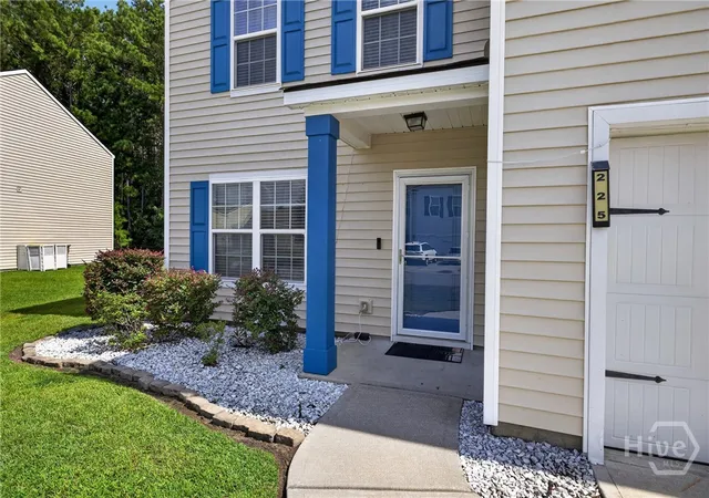 Photo 3 of Single family home for sale at 225 Bellflower Cir, Guyton, GA 31312 | MLS# SA363918 | Listing updated on 2026-09-03