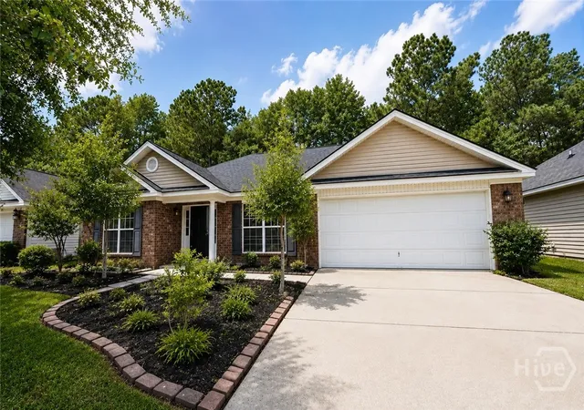 Photo 1 of Single family home for sale at 121 W Tisbury Ln, Pooler, GA 31322 | MLS# SA361945 | Listing updated on 2026-10-15