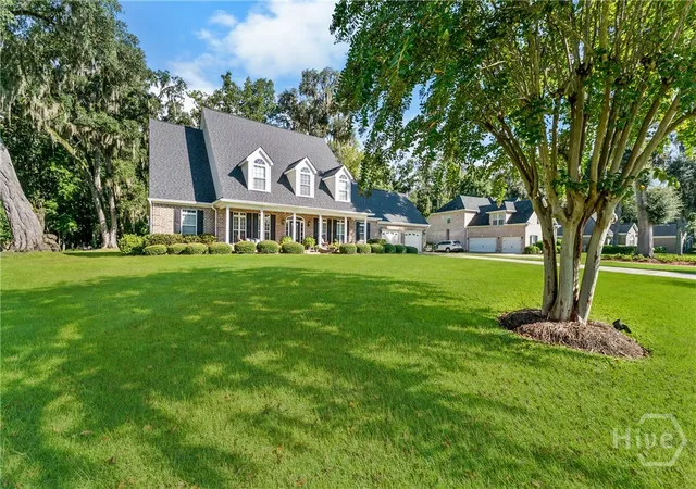 Photo 3 of Single family home for sale at 240 Windsong Dr, Richmond Hill, GA 31324 | MLS# SA364240 | Listing updated on 2026-09-15