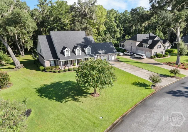 Photo 4 of Single family home for sale at 240 Windsong Dr, Richmond Hill, GA 31324 | MLS# SA364240 | Listing updated on 2026-09-15
