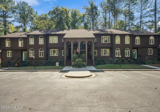 Photo 3 of Condo for sale at 1311 Forest Hills Rd Nw #D-2, Wilson, NC 27896 | MLS# 100611220 | Listing updated on 2026-10-27