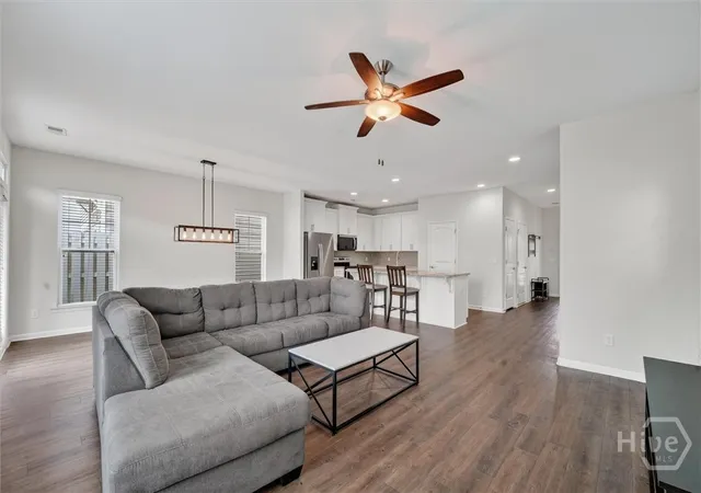 Photo 4 of Single family home for sale at 12 Pomona Cir, Savannah, GA 31419 | MLS# SA364357 | Listing updated on 2026-10-08