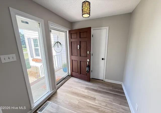 Photo 3 of Single family home for sale at 410 Waters Cir, Goldsboro, NC 27534 | MLS# 100602733 | Listing updated on 2026-09-10