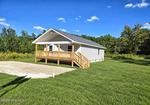 Single family home for sale at 929 Hickman Rd, Tabor City, NC 28463 | MLS# 100610049