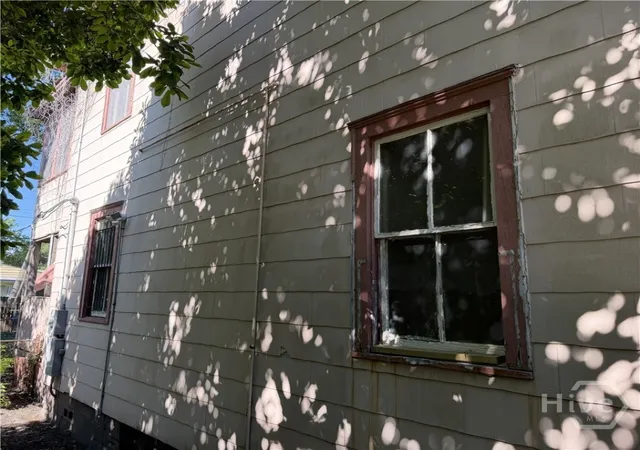 Photo 3 of Single family home for sale at 641 E 39th Street, Savannah, GA 31401 | MLS# SA357567 | Listing updated on 2026-09-15