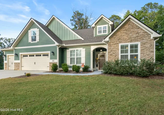 Photo 1 of Single family home for sale at 303 Sycamore Pl, Mc Cormick, SC 29835 | MLS# 100602954 | Listing updated on 2026-09-11
