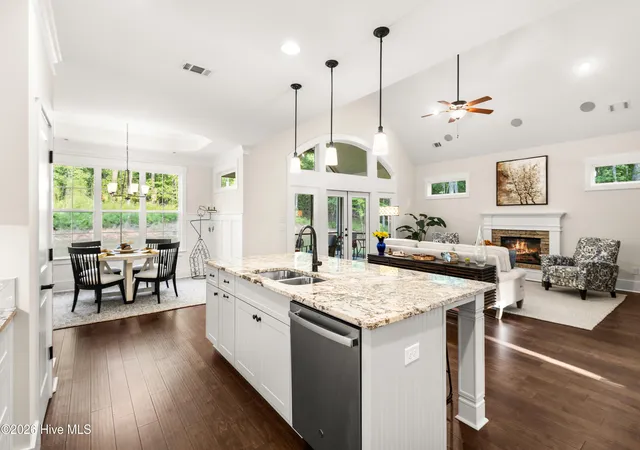 Photo 3 of Single family home for sale at 303 Sycamore Pl, Mc Cormick, SC 29835 | MLS# 100602954 | Listing updated on 2026-09-11