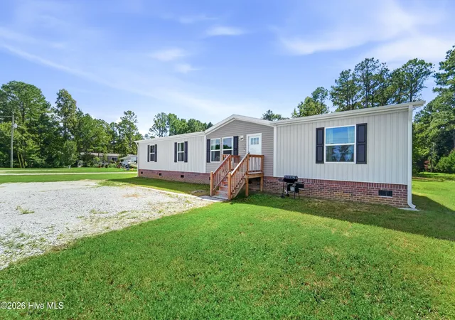 Photo 1 of Manufactured home for sale at 856 Old 30 Rd, Jacksonville, NC 28546 | MLS# 100605473 | Listing updated on 2026-10-29