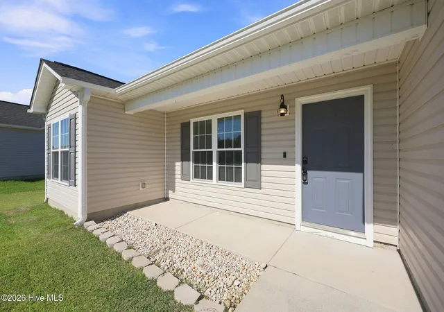 Photo 3 of Single family home for sale at 238 Sweet Gum Ln, Richlands, NC 28574 | MLS# 100602067 | Listing updated on 2026-09-17