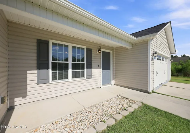 Photo 4 of Single family home for sale at 238 Sweet Gum Ln, Richlands, NC 28574 | MLS# 100602067 | Listing updated on 2026-09-17