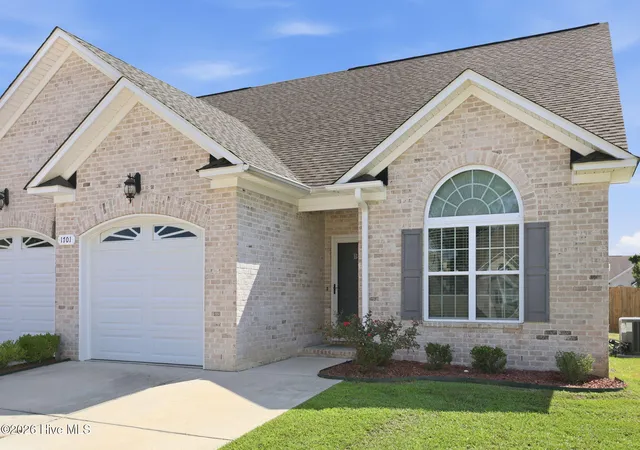 Photo 2 of Townhouse for sale at 1701 Cambria Dr #B, Greenville, NC 27834 | MLS# 100602461 | Listing updated on 2026-09-10