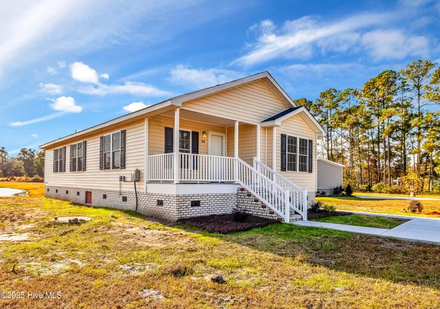 Photo 1 of Single family home for sale at 853 Yaupon Dr Sw, Calabash, NC 28467 | MLS# 100543409 | Listing updated on 2026-09-03