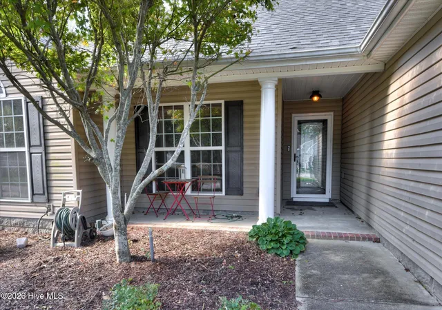 Photo 4 of Single family home for sale at 1047 Watsonia Dr, Aiken, SC 29803 | MLS# 100602442 | Listing updated on 2026-09-11
