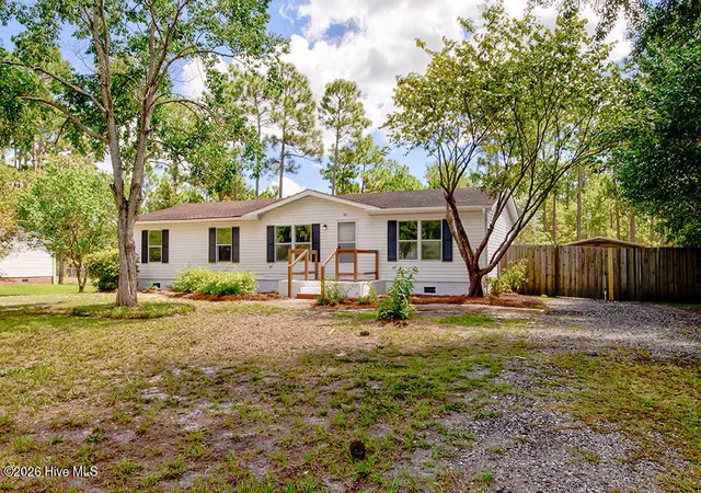 Photo 2 of Manufactured home for sale at 7321 Hunters Ridge Ne, Leland, NC 28451 | MLS# 100602198 | Listing updated on 2026-09-13