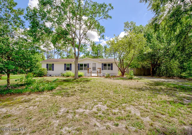 Photo 3 of Manufactured home for sale at 7321 Hunters Ridge Ne, Leland, NC 28451 | MLS# 100602198 | Listing updated on 2026-09-13