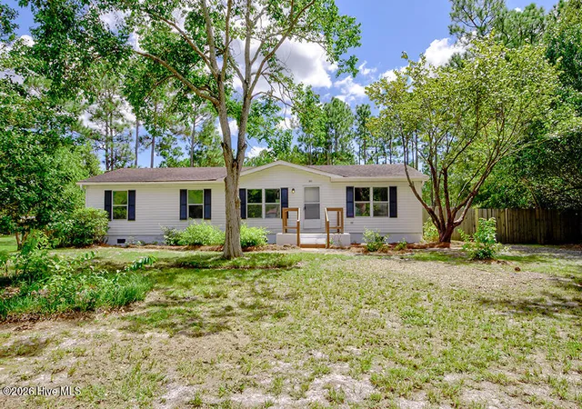 Photo 3 of Manufactured home for sale at 7321 Hunters Ridge NE, Leland, NC 28451 | MLS# 100602198 | Listing updated on 2026-09-13
