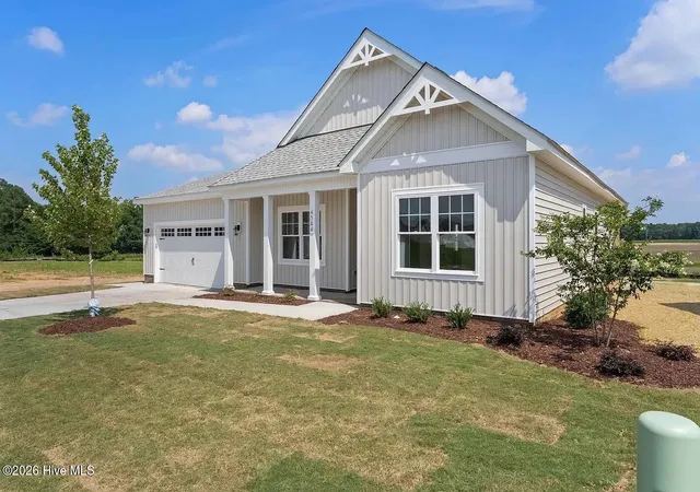 Photo 3 of Single family home for sale at 1312 Mona Psge Ct, New Bern, NC 28560 | MLS# 100600419 | Listing updated on 2026-09-03