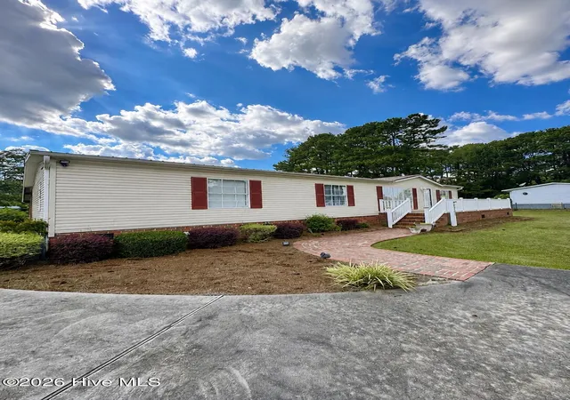 Photo 2 of Manufactured home for sale at 2202 Hollyhock Ln, Deep Run, NC 28525 | MLS# 100599836 | Listing updated on 2026-09-22