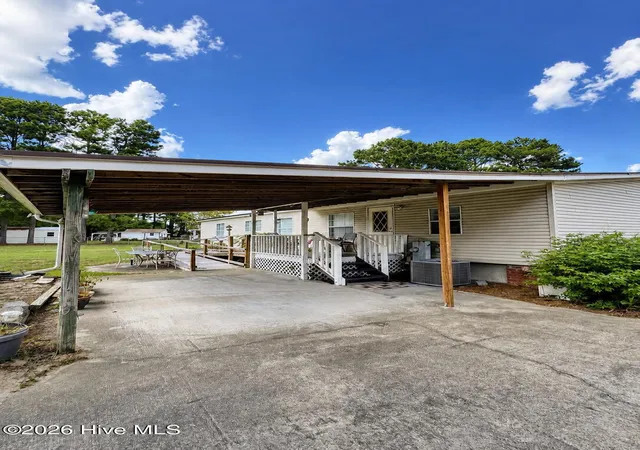 Photo 3 of Manufactured home for sale at 2202 Hollyhock Ln, Deep Run, NC 28525 | MLS# 100599836 | Listing updated on 2026-09-22