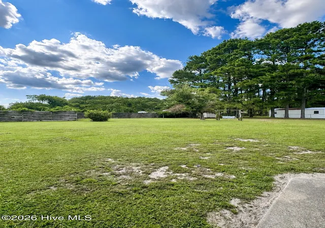 Photo 4 of Manufactured home for sale at 2202 Hollyhock Ln, Deep Run, NC 28525 | MLS# 100599836 | Listing updated on 2026-09-22