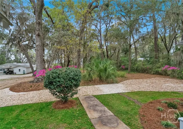 Photo 3 of Single family home for sale at 521 Rose Dhu Rd, Savannah, GA 31419 | MLS# SA352040 | Listing updated on 2026-09-02