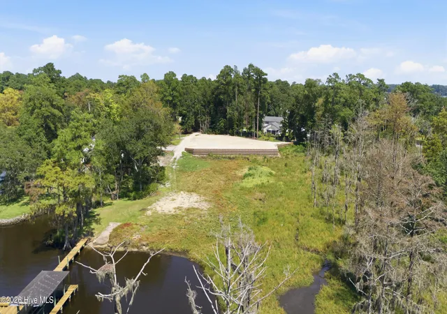 Photo 4 of Land for sale at 101 Lodge Dr, Trent Woods, NC 28562 | MLS# 100600900 | Listing updated on 2026-09-16