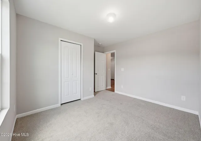 Photo 4 of Single family home for sale at 320 Adobe Ln, Jacksonville, NC 28546 | MLS# 100600370 | Listing updated on 2026-10-19