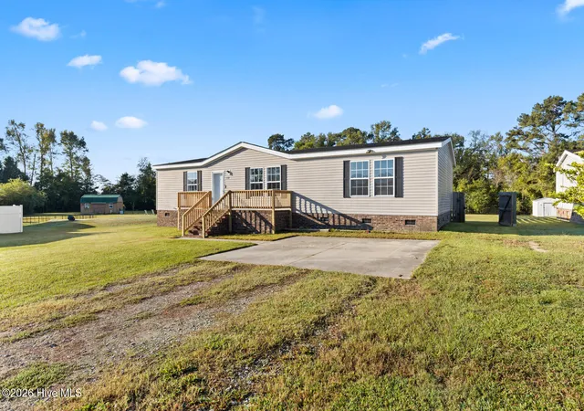 Photo 2 of Manufactured home for sale at 118 Cypress Knee Dr, Richlands, NC 28574 | MLS# 100610568 | Listing updated on 2026-10-15
