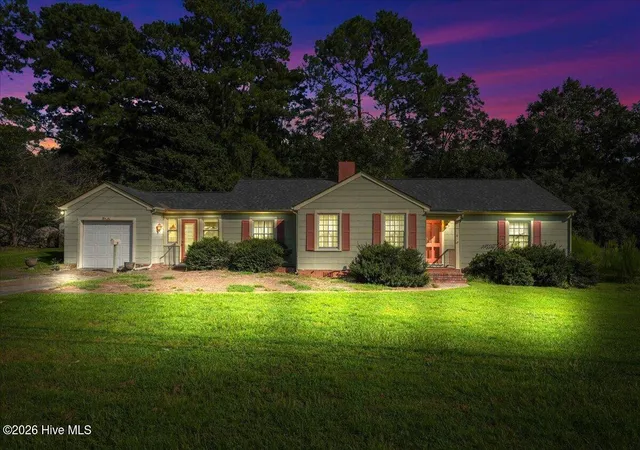 Single family home for sale at 618 N Church St, Mount Olive, NC 28365 | MLS# 100602558