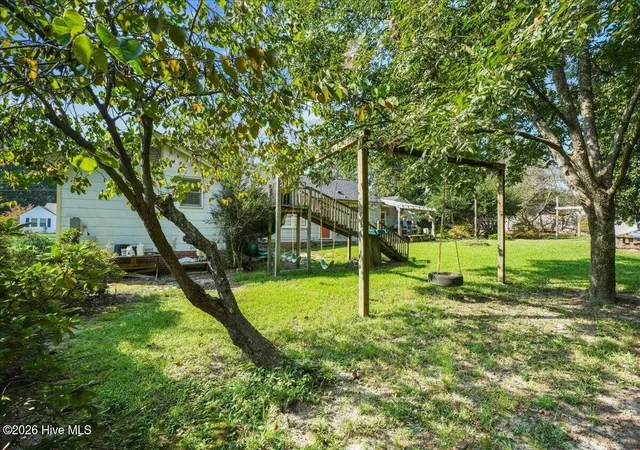 Photo 4 of Single family home for sale at 618 N Church St, Mount Olive, NC 28365 | MLS# 100602558 | Listing updated on 2026-09-10