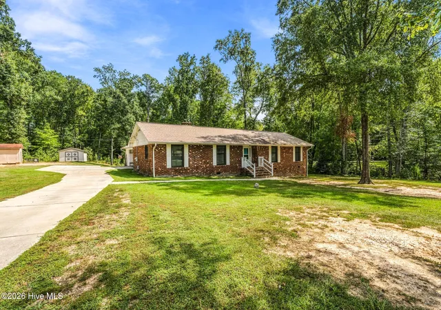 Photo 3 of Single family home for sale at 127 Spring Dr Ext, Rockingham, NC 28379 | MLS# 100603391 | Listing updated on 2026-09-14