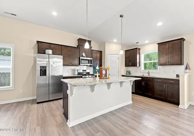 Photo 3 of Single family home for sale at 621 W Beaufort Rd, Beaufort, NC 28516 | MLS# 100558257 | Listing updated on 2026-09-10