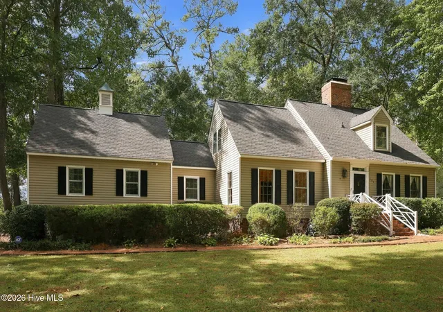 Photo 2 of Single family home for sale at 104 Windermere Ct, Greenville, NC 27858 | MLS# 100607158 | Listing updated on 2026-10-15