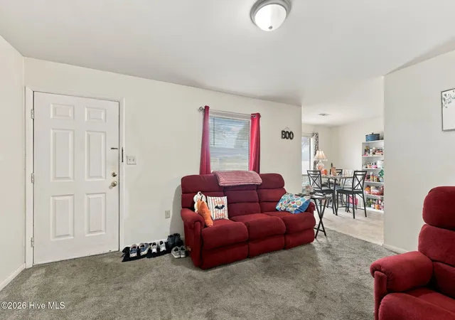 Photo 4 of Condo for sale at 3309 Bridges St #5, Morehead City, NC 28557 | MLS# 100609560 | Listing updated on 2026-10-10