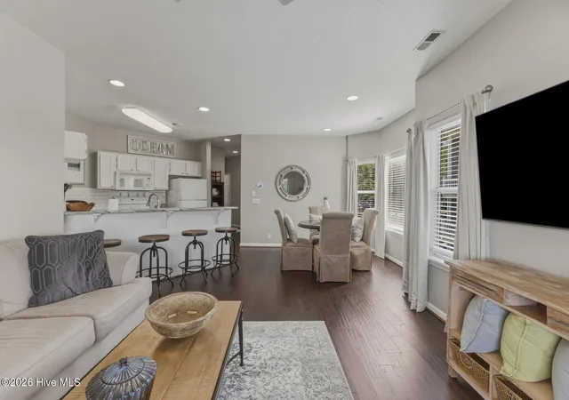 Listing Photo 4 - Condo for sale in building located at 219 Kings Trl, Sunset Beach, NC 28468 - Unit #1303